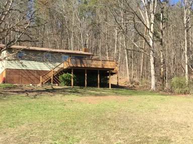 Main picture of 406 Nola Dr