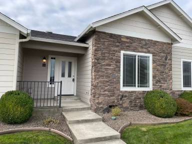 Main picture of 303 S Haskell St