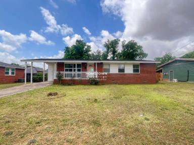 Main picture of 3631 Forest Glen Dr