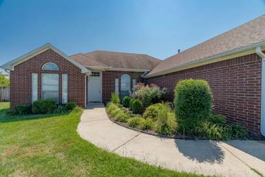 Main picture of 4387 W Bell Flower Dr