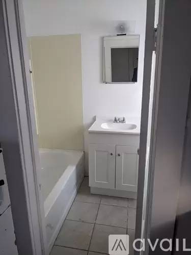 Main picture of 1311 W Jackson St
