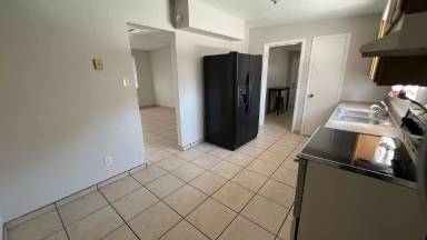 Main picture of 1355 Roosevelt St