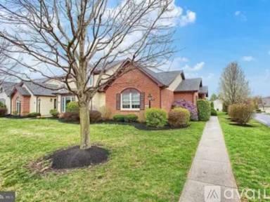 Main picture of 135 Strayer Dr
