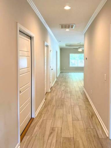 Main picture of 204 Gary Cir