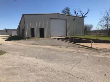 Main picture of 218 Lemmuel Dr