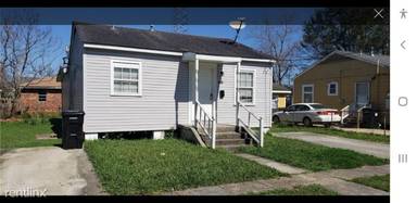 Main picture of 3208 Luna St