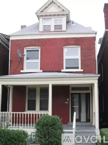 Main picture of 1136 N Euclid Ave