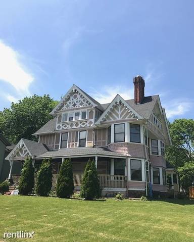 Main picture of 500 Central Ave