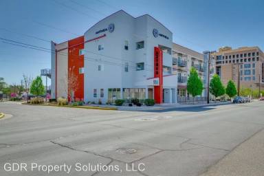 Main picture of 950 4th St NW