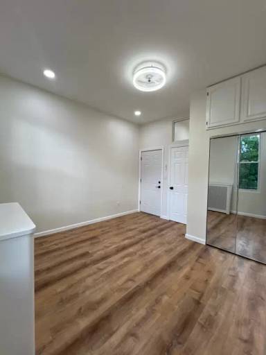Main picture of 5914 Palmetto St