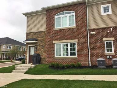 Main picture of 5643 Arbor Chase Dr