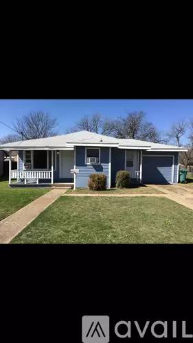 Main picture of 310 S Harrison Ave