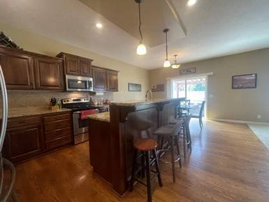 Main picture of 12620 S 81st St