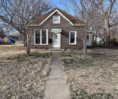 Main picture of 525 NE 5th St