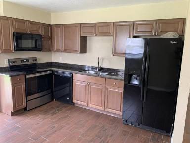 Main picture of 230 Ring Rd