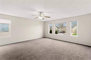 Main picture of 3905 Marigold Dr