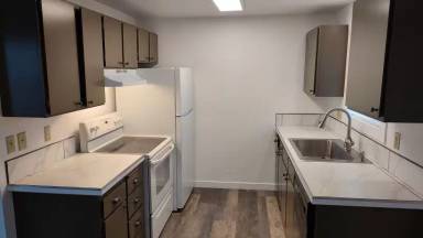 Main picture of 2810 SW Goodwin Ave