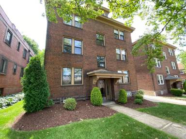 Main picture of 169 Pennwood Ave