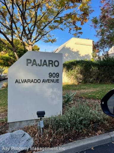 Main picture of 909 Alvarado Ave