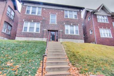Main picture of 3135 Halliday Ave