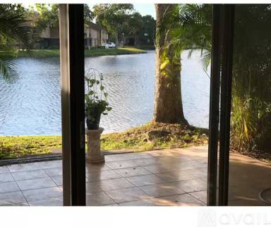 Main picture of 231 Jacaranda Dr
