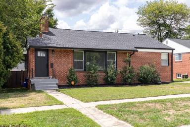 Main picture of 9604 Merwood Ln