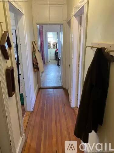 Main picture of 25 Linden St