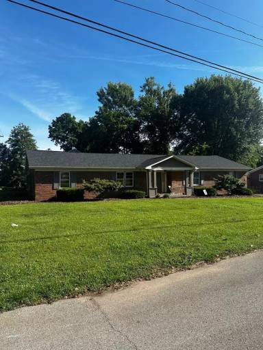 Main picture of 671 Wakefield St