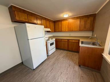 Main picture of 1331 Clark Ave