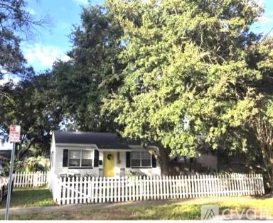 Main picture of 1511 35th Ave N