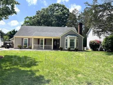 Main picture of 9128 Four Acre Ct