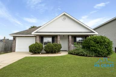 Main picture of 324 Twin Lakes Blvd