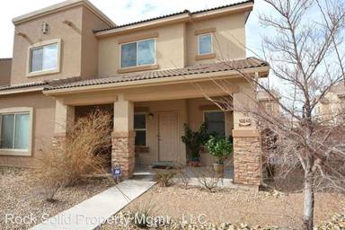 Main picture of 10840 Fort Point Ln NE