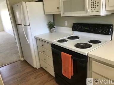 Main picture of 527 Larkspur Plaza Dr