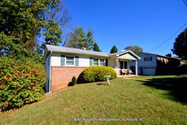 Main picture of 22 Oakley Dogwood Dr