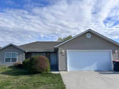 Main picture of 405 El Camino Ave