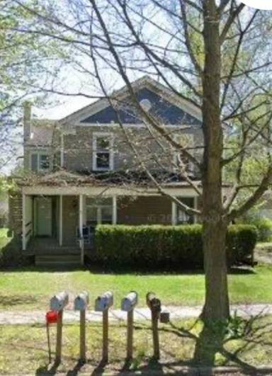 Main picture of 8828 E D Ave