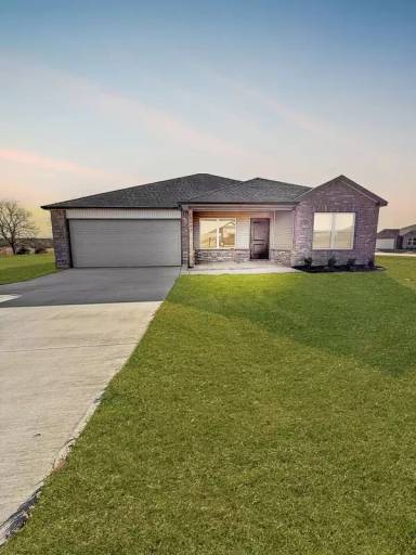 Main picture of 3001 E Wells Ave