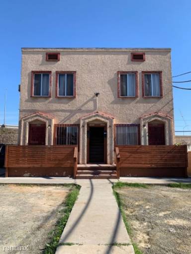 Main picture of 1334 S Eastern Ave