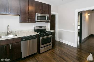 Main picture of 3825 N Drake Ave