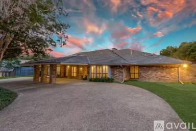 Main picture of 11710 Pine Forest Dr