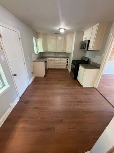 Main picture of 2523 Gross Rd