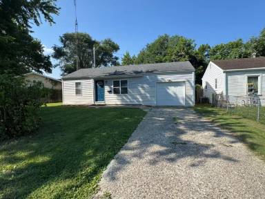 Main picture of 1 Lilac Ln
