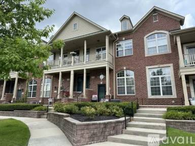 Main picture of 176 Club House Cir