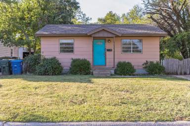 Main picture of 306 E Jacobs Dr