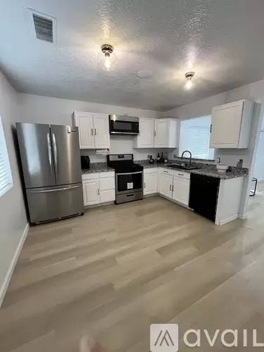 Main picture of 10305 Andretti Ave SW