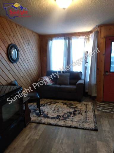 Main picture of 24 S Woodard Ave