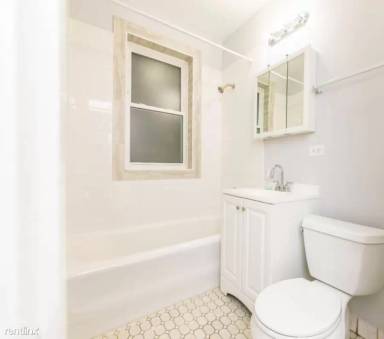 Main picture of 3708 N Sheffield Ave