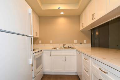 Main picture of Country Club Village Apartments