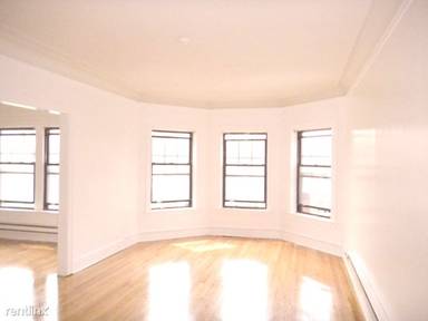 Main picture of 1033 Dempster St & 1309 Oak Ave